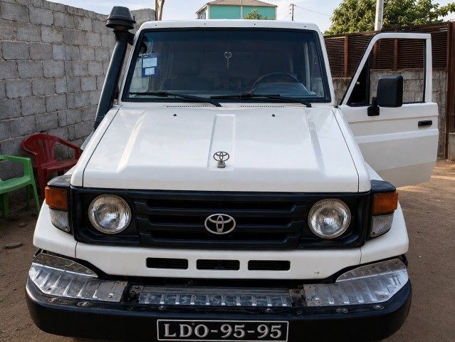 Venda Toyota Land Cruiser