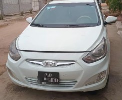 A venda VENDO O MEU HYUNDAI ACCENT