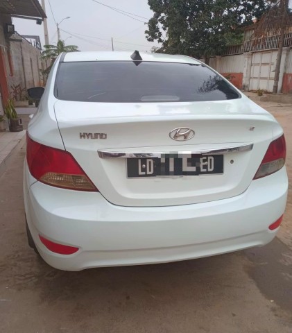 Venda VENDO O MEU HYUNDAI ACCENT