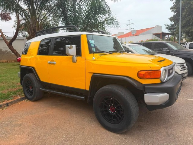 Venda TOYOTA | FJ-CRUISER (V6)