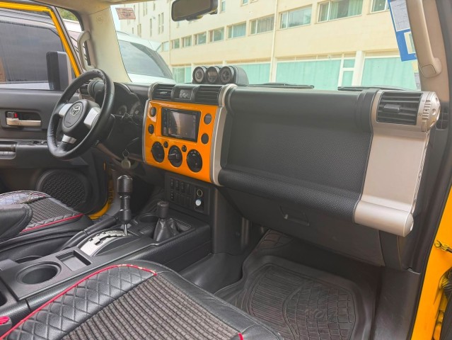 Venda TOYOTA | FJ-CRUISER (V6)