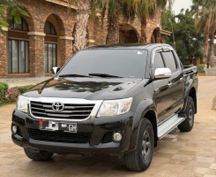 A venda TOYOTA HILUX