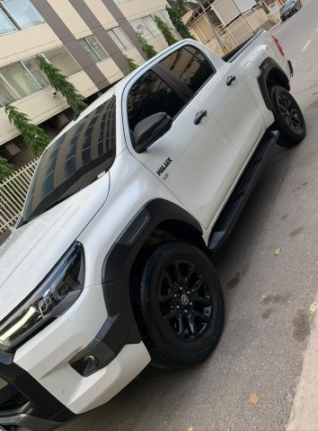 Venda TOYOTA HILUX | ADVENTURE (V6)