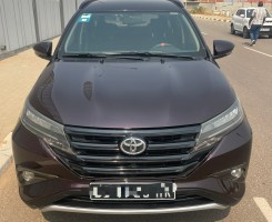 A venda TOYOTA RUSH
