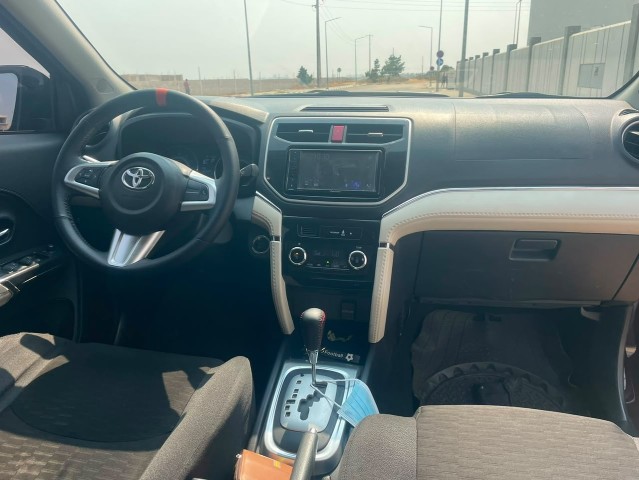 Venda TOYOTA RUSH
