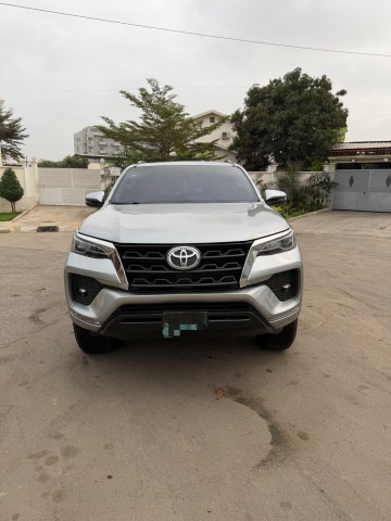 Venda TOYOTA FORTUNER