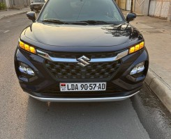 A venda SUZUKI FRONX