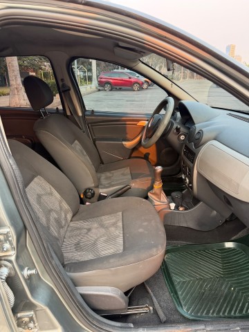 Venda Renault Sandero impecável