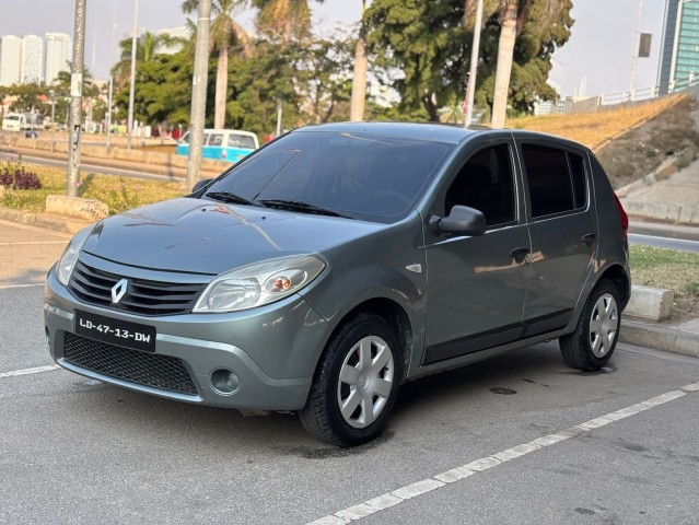 Venda Renault Sandero impecável