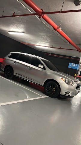 Venda Infiniti Qx limpo