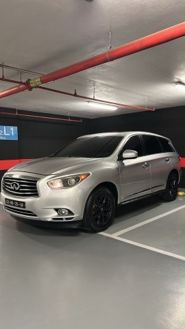Venda Infiniti Qx limpo