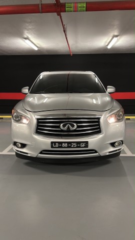 Venda Infiniti Qx limpo