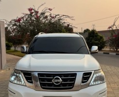 A venda NISSAN PATROL | PLATINUM