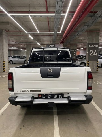 Venda NISSAN HARDBODY