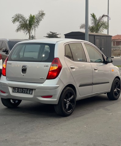 Venda HYUNDAI i10 1.2