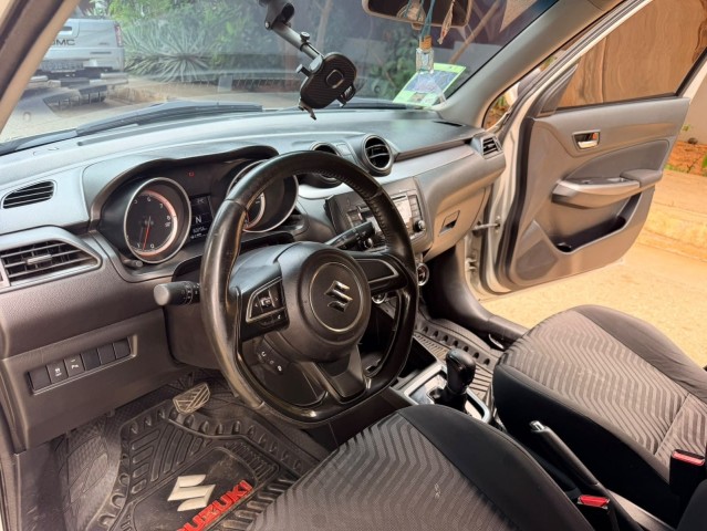 Venda Suzuki Swift - 2023