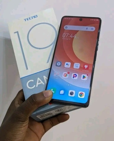 Venda Tecno Camon 19