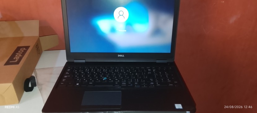 Dell latitude i5 8ger. 500gb+8