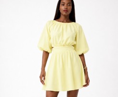 A venda YELLOW DRESS