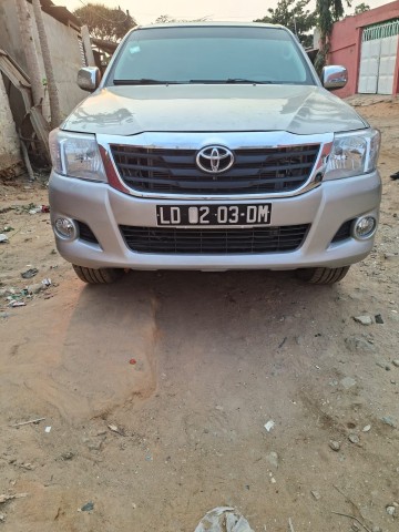 Venda TOYOTA HILLUX 2TR