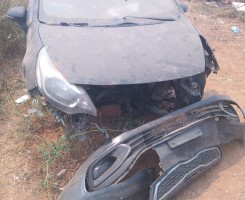 A venda Carcaça de Kia Rio