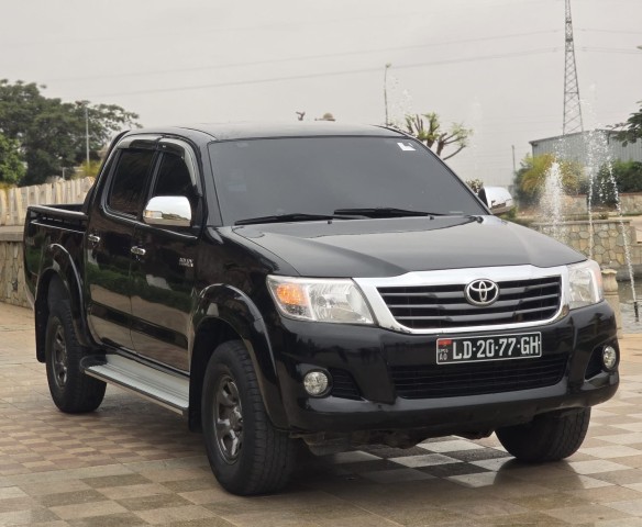 Venda TOYOTA Hillux