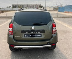 A venda Renault Duster impecável
