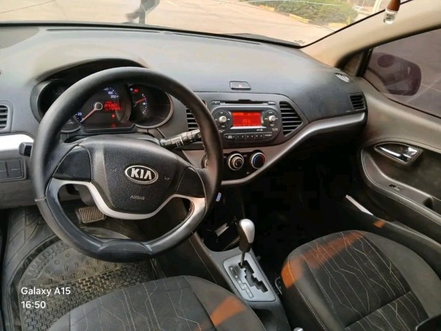 Venda Kia picanto limpo tudo a funcionar
