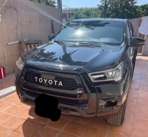 Venda VENDA DE VIATURA TOYOTA HILUX V6