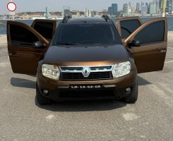 A venda Renault Duster impecável