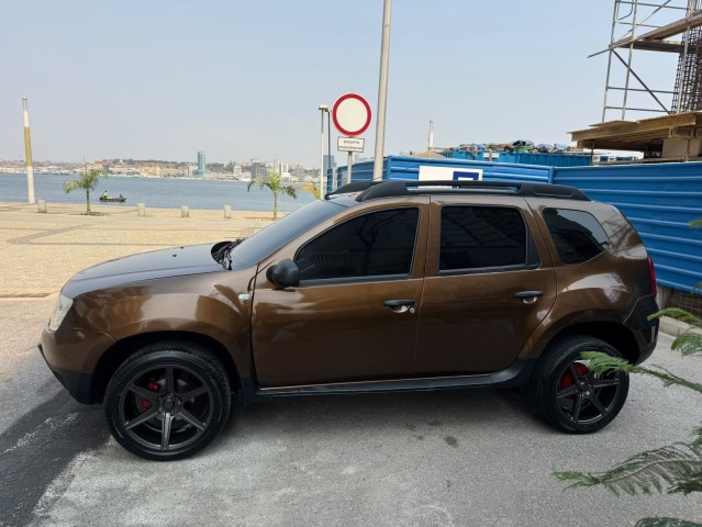 Venda Renault Duster impecável
