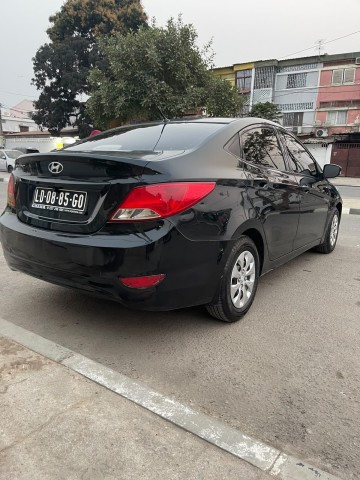 Venda HYUNDAI ACCENT