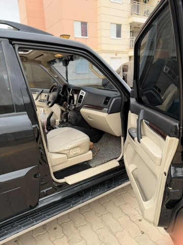 Venda MITSUBISHI PAJERO SÉRIE E FULL