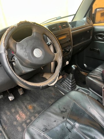 Venda SUZUKI JIMNY MANUAL SÉRIE B