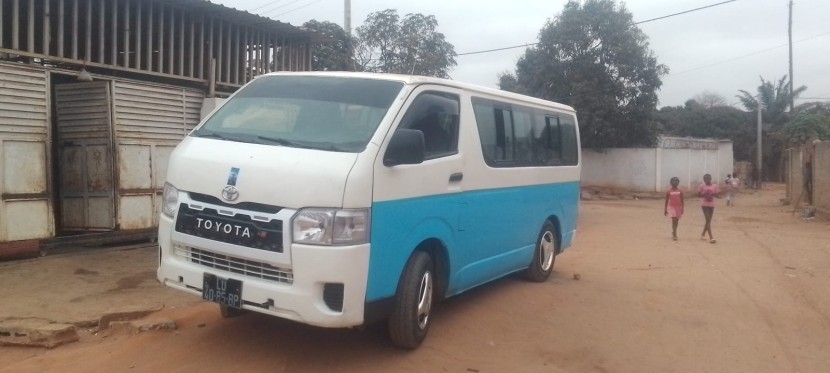 Venda TOYOTA HIACE QUADRADINHO