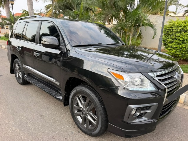 Venda LEXUS SUPER SPORT 570 V8/5.7