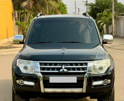 A venda MITSUBISHI PAJERO LIMPO FULL