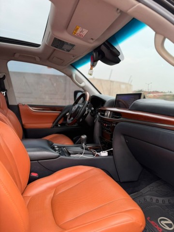 Venda LEXUS LX570