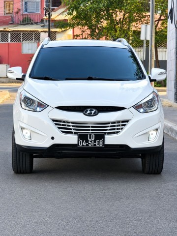 Venda HYUNDAI TUCSON MATRÍCULA SÉRIE E