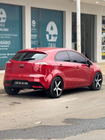 Venda KIA RIO MATRÍCULA SÉRIE F