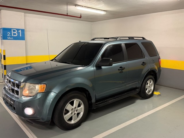 Venda Ford escape limpo