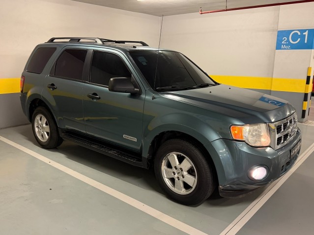 Venda Ford escape limpo