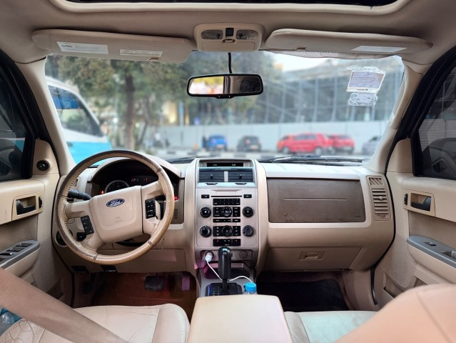 Venda Ford escape limpo