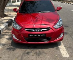 Comprar HYUNDAI ACCENT FULL OPTION