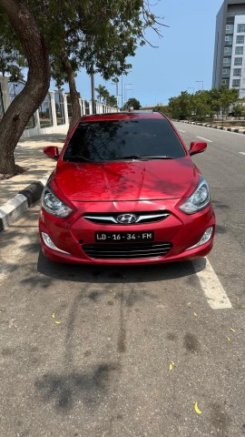 Venda HYUNDAI ACCENT FULL OPTION