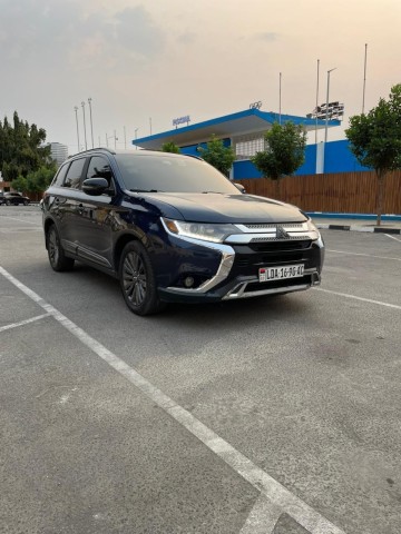 Venda MITSUBISHI OUTLANDER