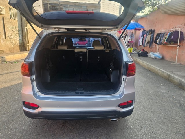 Venda KIA SORENTO (V6)