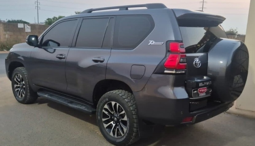 Venda TOYOTA LAND CRUISER | PRADO TXL - 70th Anniversary