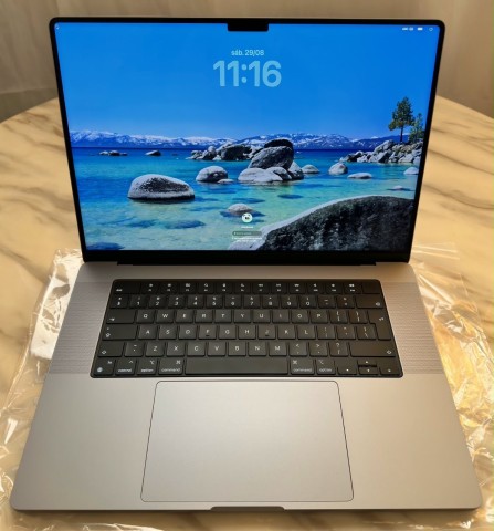 Venda MacBook Pro M1 Pro 16GB RAM 1TB SSD 9 ciclos SEMI NOVO