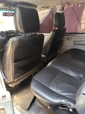 Venda TOYOTA LAND CRUISER CABINA DUPLA